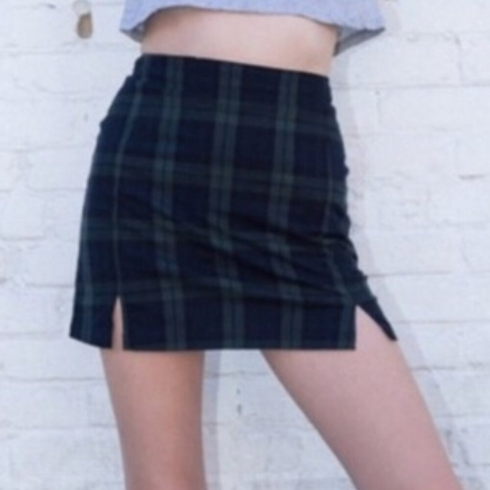 Brandy Melville Cara Skirt Navy Blue and Green Plaid 28" Waist-Fits Small / 2-4